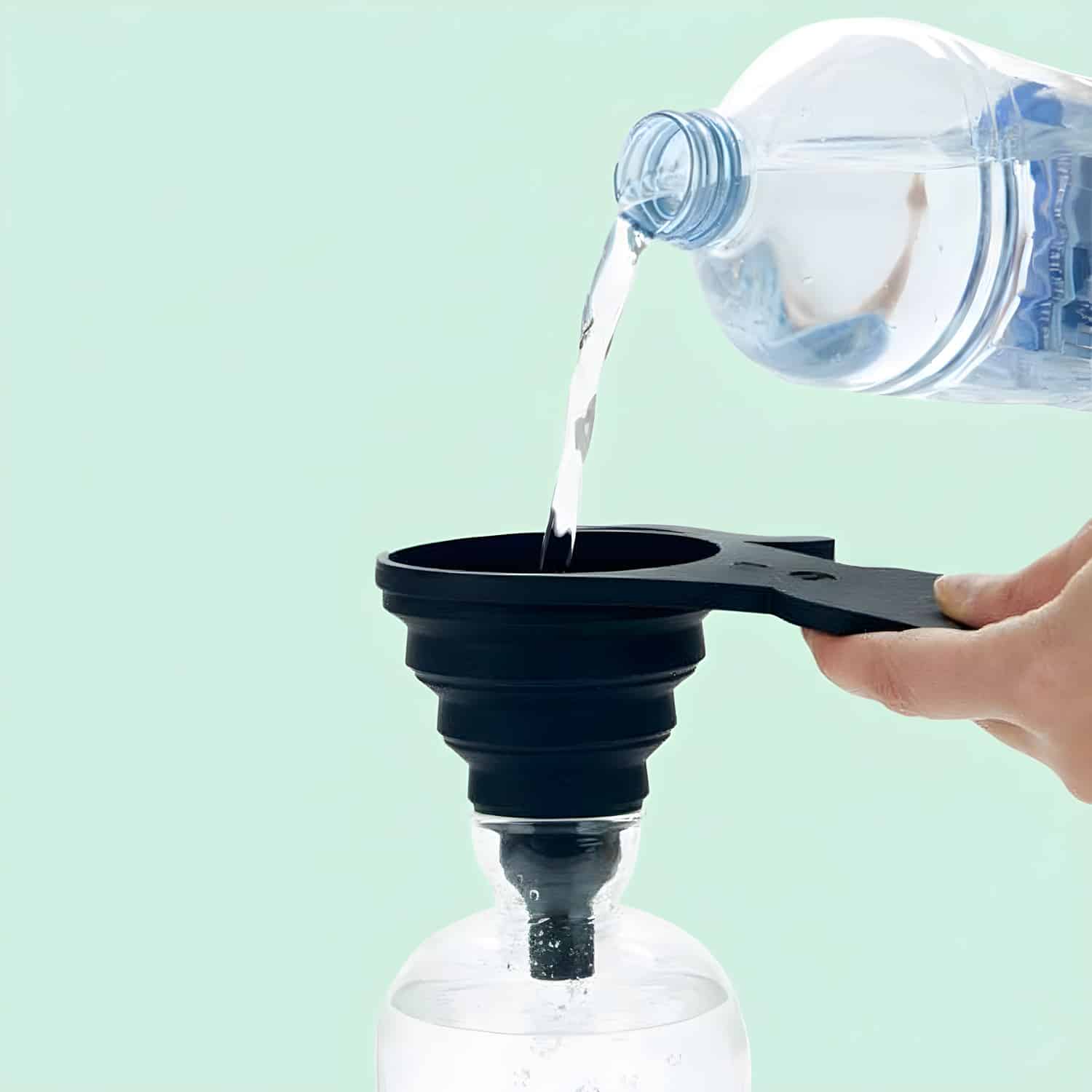 Inklapbare kat trechter