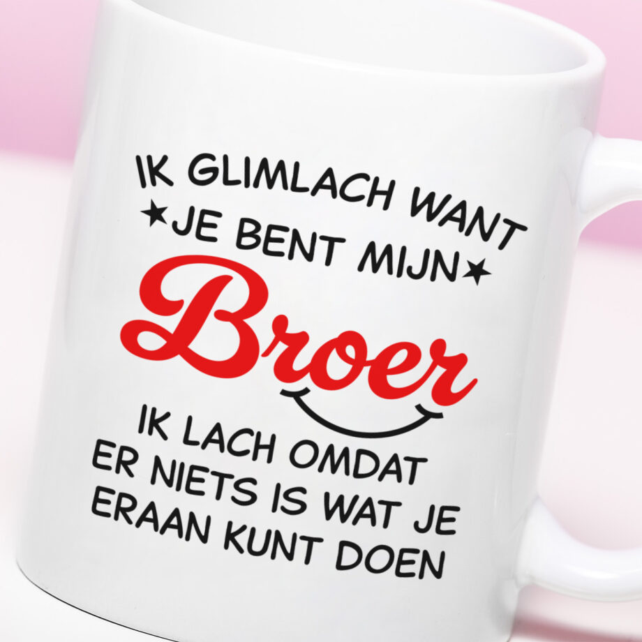 Mok Ik glimlach want je bent mijn broer
